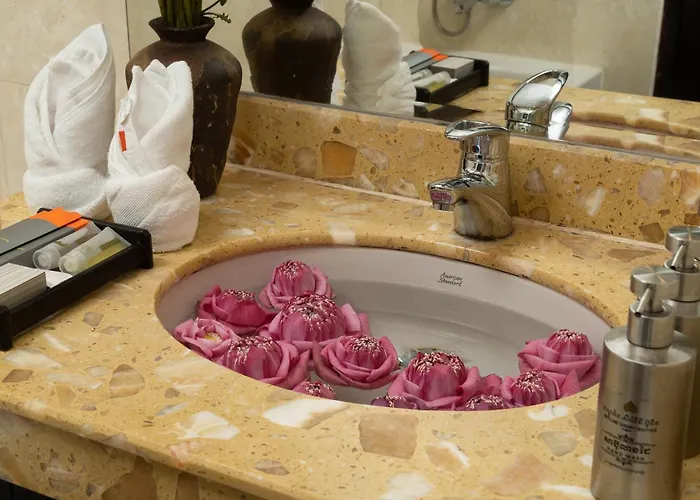 The Heritage Courtyard Hotel 5*